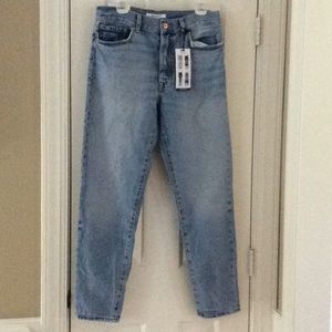 🔥NWT FOREVER 21 Mom Jeans - Size 29